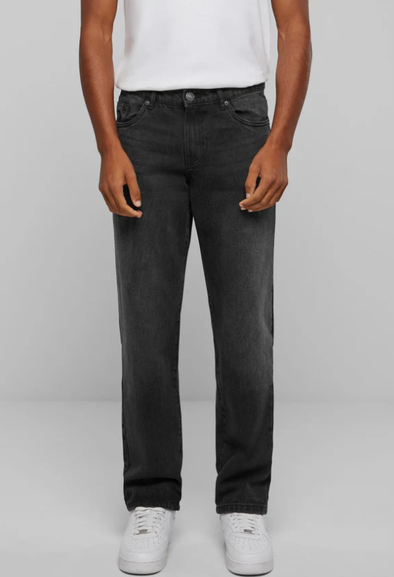STRAIGHT FIT JEANS-BLK (32 Pant)